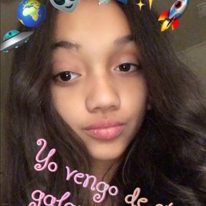 Meet your Posher, Joelis